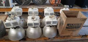 lot 90 image: Lot of 7 Lithonia 400 Watt Industrial Ceiling Lights w Bulbs