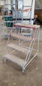 lot 154 image: 4 Step Rolling Safety Ladder