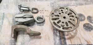 lot 166 image: Lot of Misc Body Frame Pulling Clamps & Stand