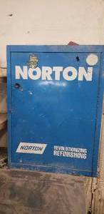 lot 175 image: Norton Metal Wall Cabinet w Contents