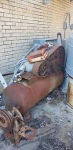 lot 204 image: Dayton 100 Gallon Air Compressor w 10HP Motor