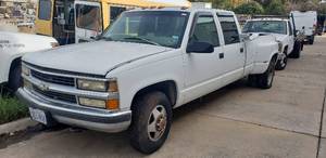 lot 137 image: 1997 Chevrolet 3500 Extended Cab Truck w 454 Motor.  Has title.  See Description for more information.