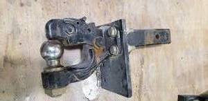 lot 249 image: Combination Pintle Hook & Ball Mount Hitch, 6 Ton & 2 Ball