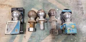 lot 250 image: Lot of Tow Hitch Balls