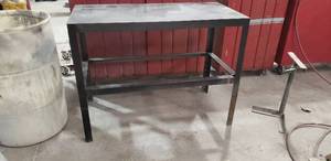 lot 266 image: Nice Metal Shop Table w Metal Top