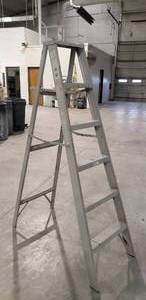 lot 271 image: Keller 6 Aluminum Ladder