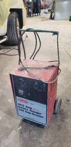 lot 313 image: Dayton Portable Batery Charger