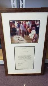 lot 401 image: Signed Jack Nicklaus Picture w Letter.  Framed & Matted