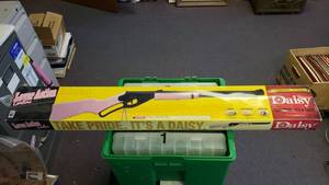lot 385 image: NEW Pink Daisy Red Rider BB Gun Model 1998