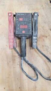 lot 132 image: MAC Tools Digital Battery Tester, Model BT7400D