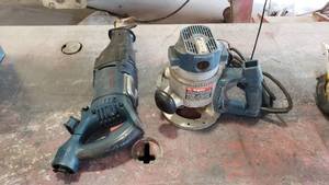 lot 326 image: Lot of Bosch Power Tools.  Router & Reciprocating Saw