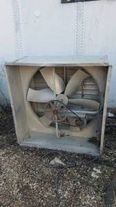 lot 435 image: Acme 46 Windmaster Greenhouse Fan w 1 HP Motor & 42 Blades