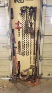 lot 177 image: Lot of Kansas Jack Frame Pulling Chains