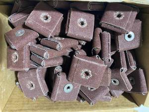 lot 28 image: 1 12 x 12 Sanding Square Pads, Grit80 & 13 Ply - In Quantity & Condition As Shown