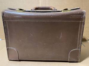 lot 139 image: Wear Best Vintage Leather Briefcase - Top Grain Cowhide - In Condition As Shown $$$