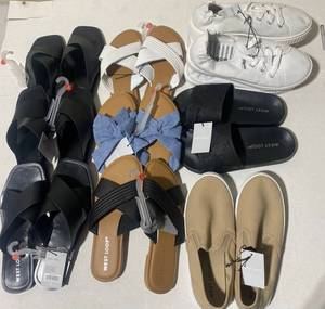 lot 228 image: Lot of 10 - New Womens Footwear - Small 56 - As Shown