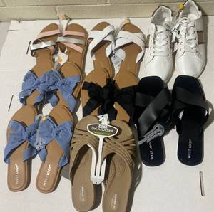 lot 229 image: Lot of 8 - New Womens Footwear - Large 910 - As Shown