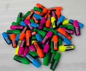 lot 247 image: Lot Of - New Mini Highlighters - In Condition & Quantity As Shown
