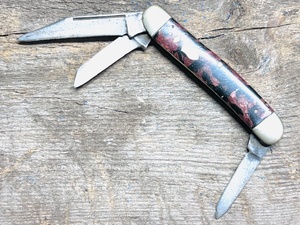 lot 16 image: VINTAGE&nbsp1930-1936&nbspIMPERIAL PROVIDENCE R.I. - THREE BLADE POCKET KNIFE