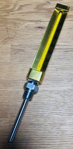lot 23 image: 12in BSP Brass Thermometer Range 0-600 C - For Practical or Decorative Use