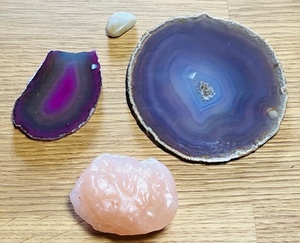 lot 99 image: Lot of Four (4) Geological Specimens - Including Two (2) Geodes &amp Pink Quartz Chrystal
