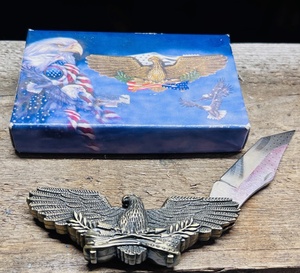 lot 120 image: 4 American Eagle Folding Knife Stars Stripes on Blade&nbsp