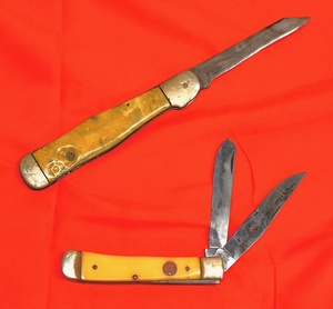 lot 193 image: Vintage United Boker Solingen Germany UC120Y Pocket Knife &amp Antique Vintage Coke Bottle Style Single Blade Folding Knife