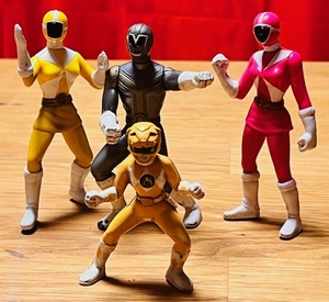 lot 205 image: Three (3) McDonalds Power Rangers Lightspeed Rescue 2000 Figures &amp Vintage 1994 Saban Yellow Power Ranger Plastic Figure&nbsp