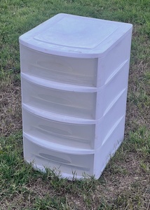 lot 146 image: White Plastic Sterilite 4 Drawer Unit
