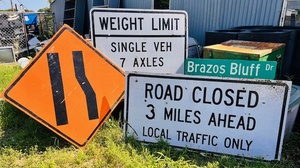 lot 191 image: Four (4) Metal or Wood TrafficStreet Signs