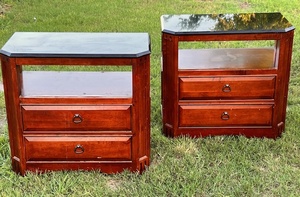 lot 171 image: Matching Thomasville Nightstands WMarble Tops -Goes With Bed in Lot 173