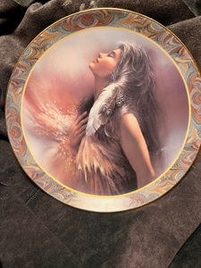 lot 218 image: The Promise by Lee Bogle - First Issue in the Native Beauty, 1994 - The Bradford Exchange