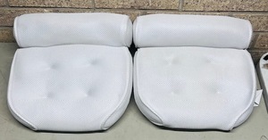 lot 182 image: Two (2) Cushioned Non-Slip Bathtub Seats