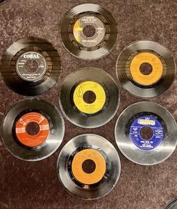 lot 232 image: Seven (7) 1950s-60s 45 rpm Records - Including Chubby Checker &amp The Miracles (Featuring Bill (Smokey) Robinson