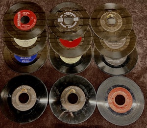 lot 274 image: Twelve (12) 1950s-60s 45 rpm Records in Sleeve - Including Floyd Cramer (San Antonio Rose), Neil Sedaka, &amp Johnny Horton (The Battle of New Orleans)