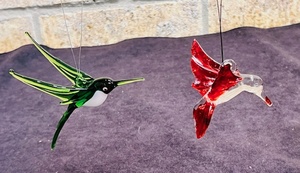 lot 277 image: Two Hand-Blown Glass Hanging Hummingbirds