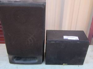 lot 76 image: Zenith surround sound speaker,