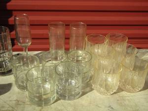 lot 125 image: Clear glass lot- drinking glasses