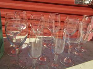 lot 142 image: Large lot of wine glasses