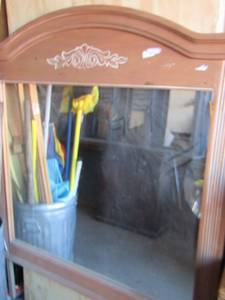lot 195 image: dresser mirror very nice dresser not included