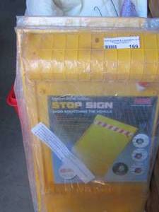 lot 199 image: Stop signs all new qty 4