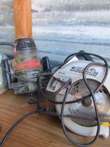 lot 197 image: Craftsman circular saw, sears craftsman router