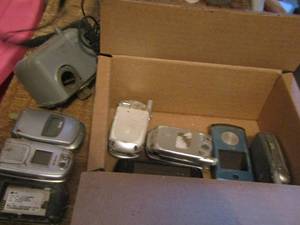 lot 71 image: lot of various cell phones