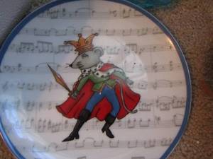 lot 82 image: Avon Nutcracker plate, Ballerina plate