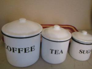 lot 170 image: Coffee, Sugar & Tea Canisters set,  & Daily Bread Glass Tray