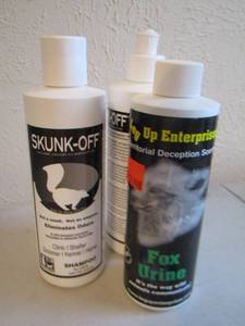 lot 196 image: Skunk off  X 2 - one bottle of fox off - OPENED