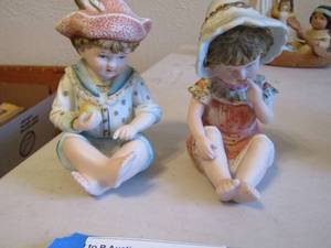 lot 238 image: Porcelain boy and girl #6682