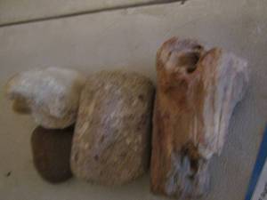 lot 257 image: RocksStones qty 4