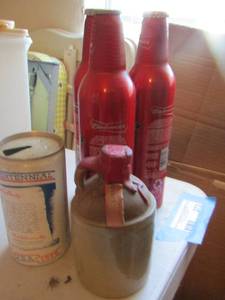 lot 273 image: Budweiser bottles qty 3- vintage jar