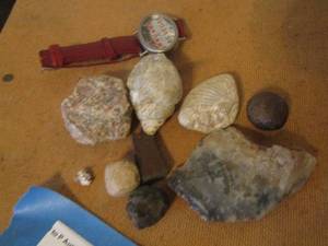 lot 275 image: CRYSTALS & ROCK LOT